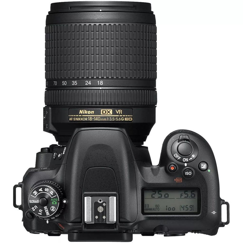 Nikon D7500 + AF-S DX NIKKOR 18-140 mm f/3,5-5,6G ED VR