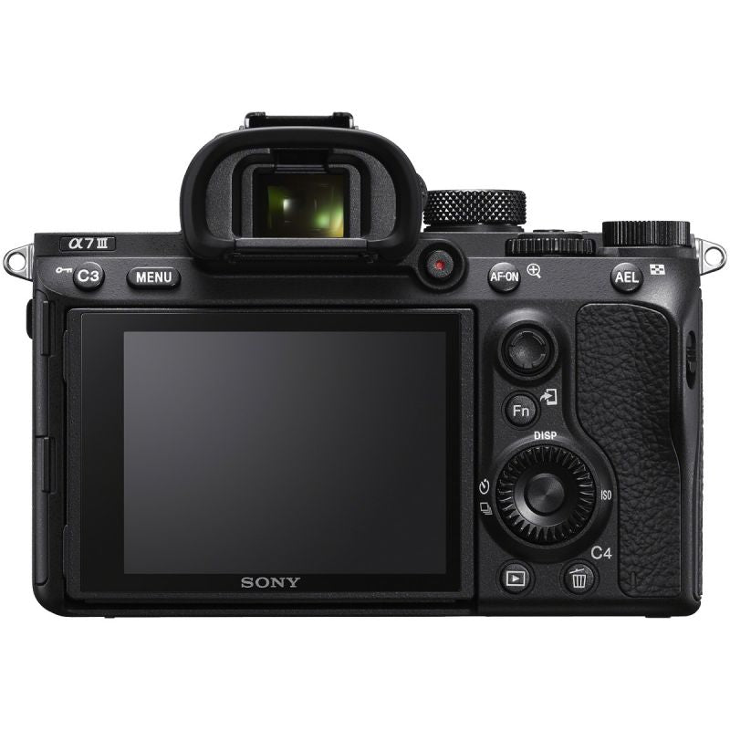 Sony Alpha 7 III + Sony 28-70 mm f/3,5-5,6 OSS FE